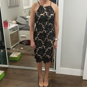 Lulus small lace dress
